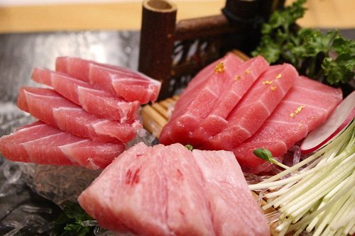 What Does Tuna Taste Like?