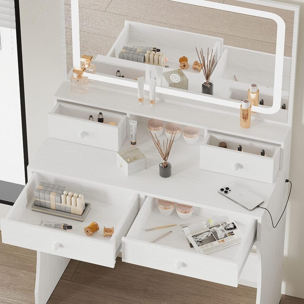 11 Walk-In Closet Design Ideas With Vanity For Your Master Suite - My ...