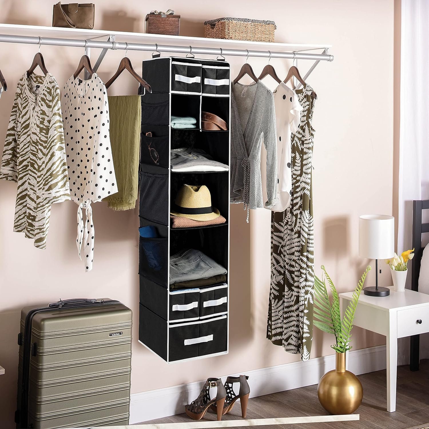 11 Chic Dorm Closet Organization Ideas - My Besuited Home