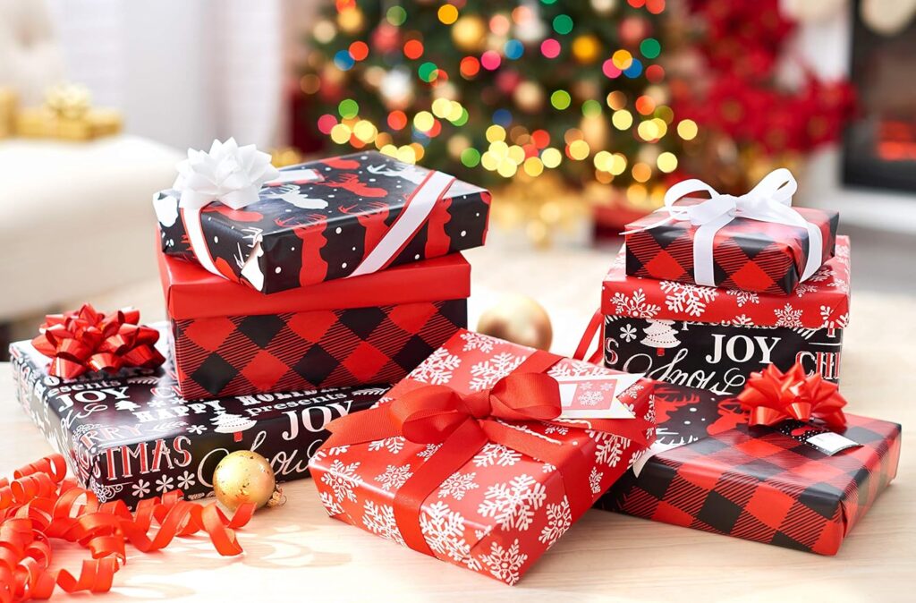 Small Apartment Christmas Decor with Creative Gift Wrapping Display