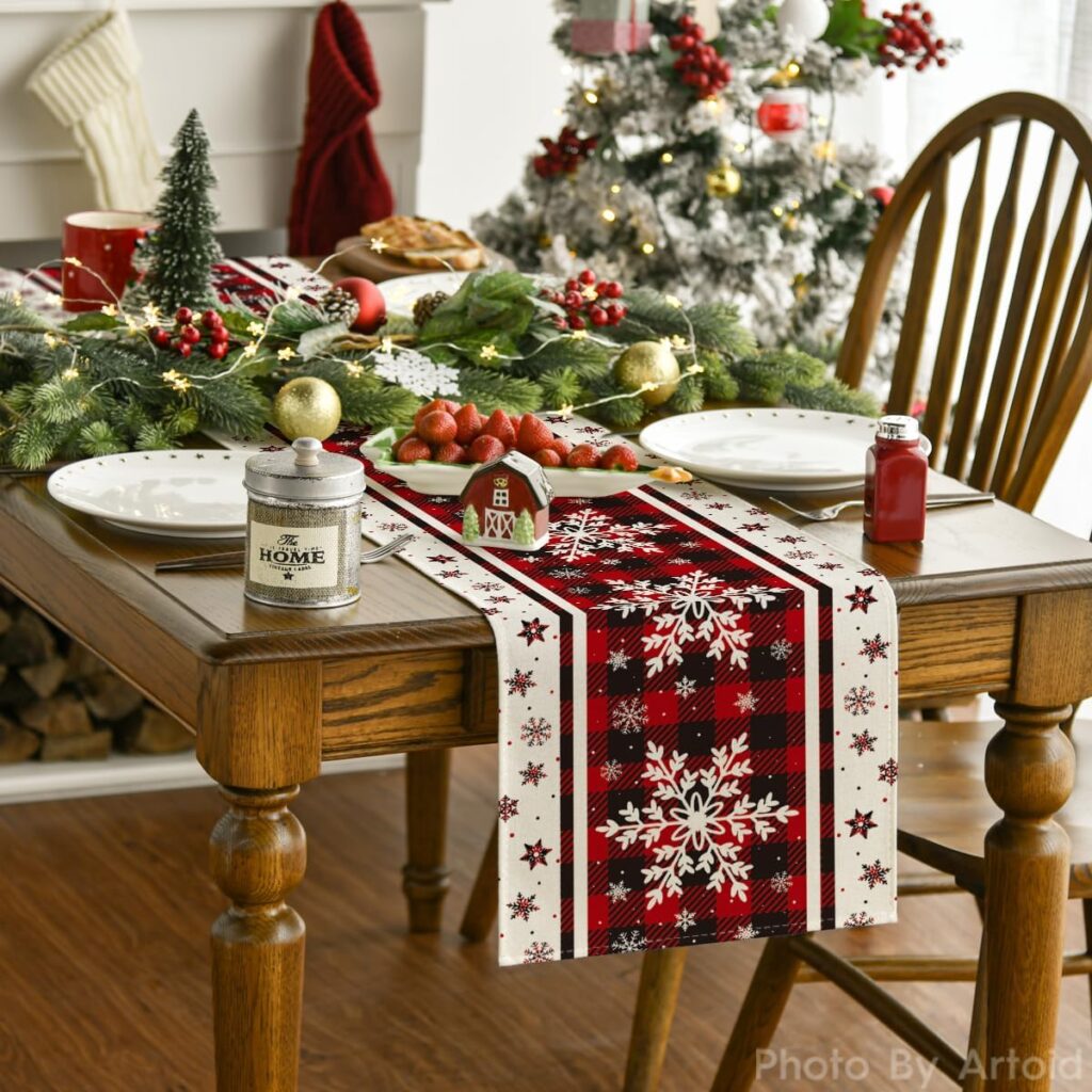 Small Apartment Christmas Decor with Holiday Table Settings