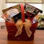 20+ Christmas Gift Basket Ideas for Your Loved Ones