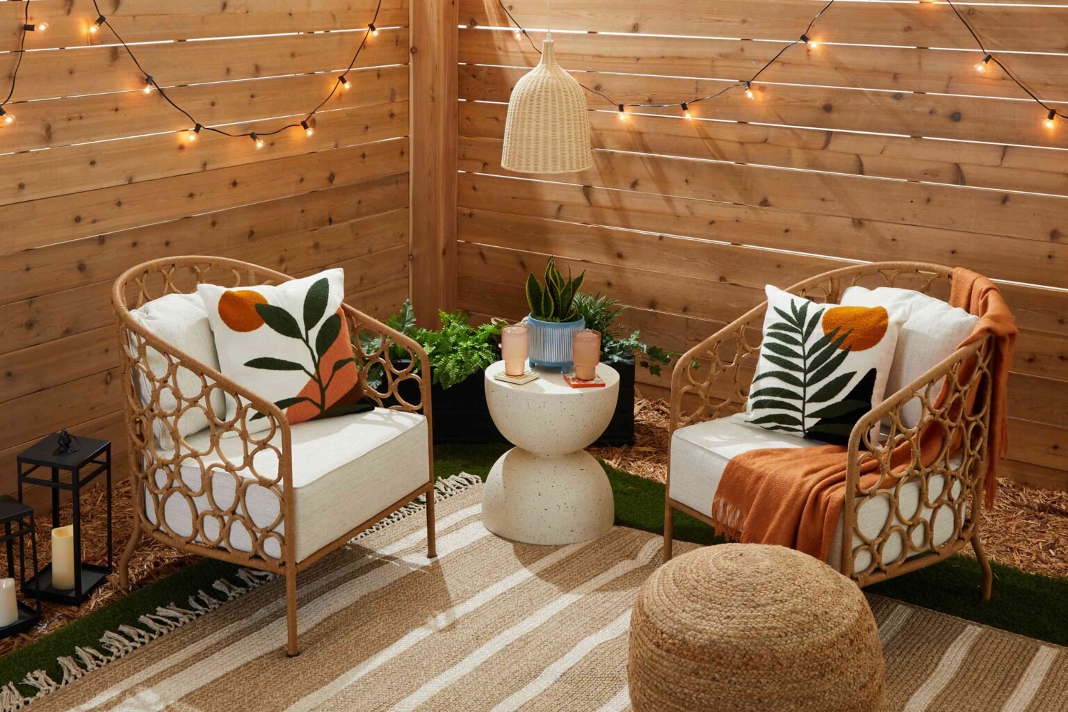 15 DIY Pallet Patio Deck Ideas For A Modern Outdoor Refresh - My ...