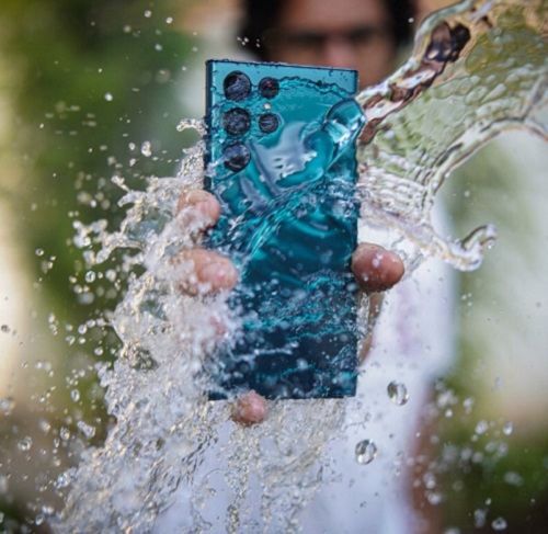 Can I Take My S22 Ultra in the Shower?