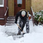 Ways to Quickly Clear Snow From Your Paths & Driveway