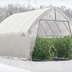 Ways to Heat a Greenhouse in Winter Without Electricity