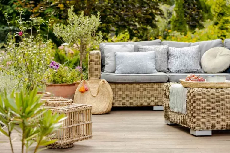 Protecting Outdoor Patio Furniture From Winter Pests