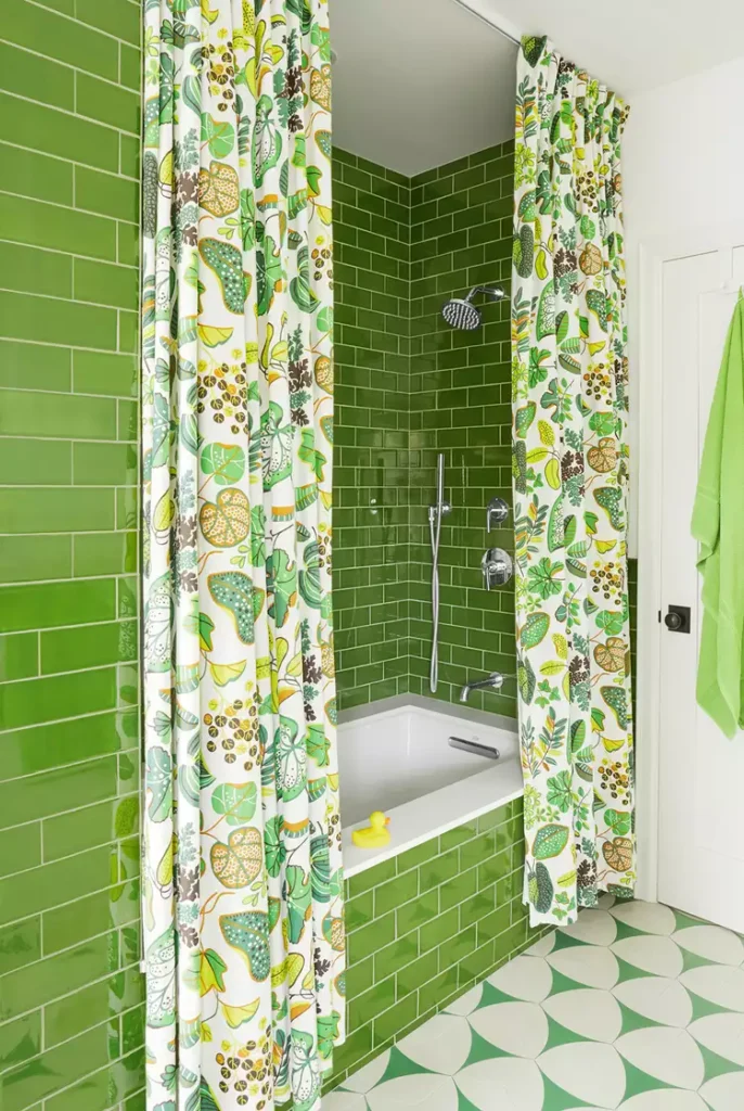 Why Does My Bathroom Smell Like Sewage After a Shower? How to Fixed It