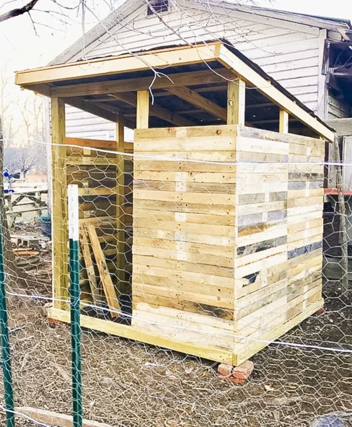 13 DIY Chicken Coop Plans for a Happy, Healthy Flock