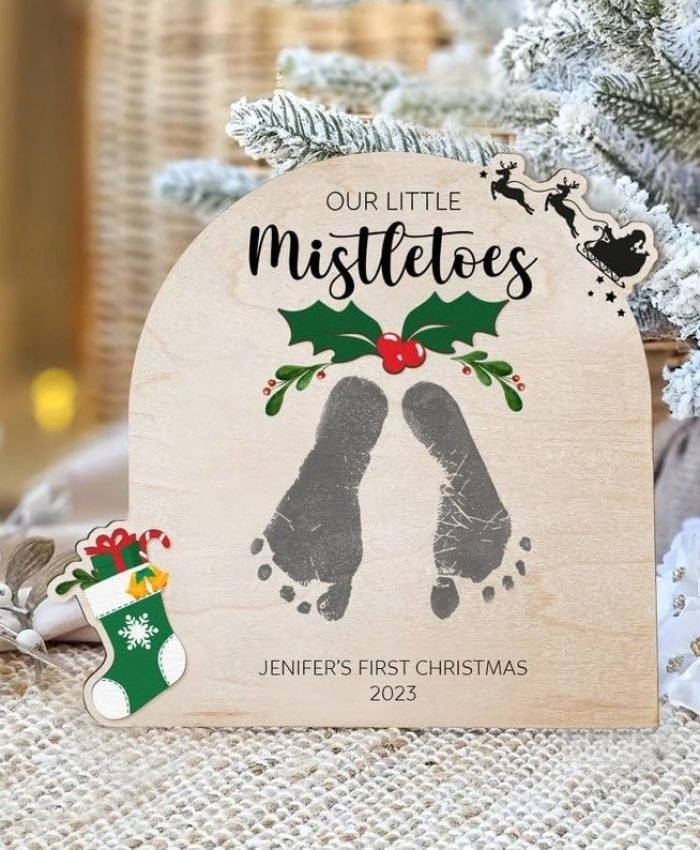 20+ Mistletoes Footprint Crafts for Kids