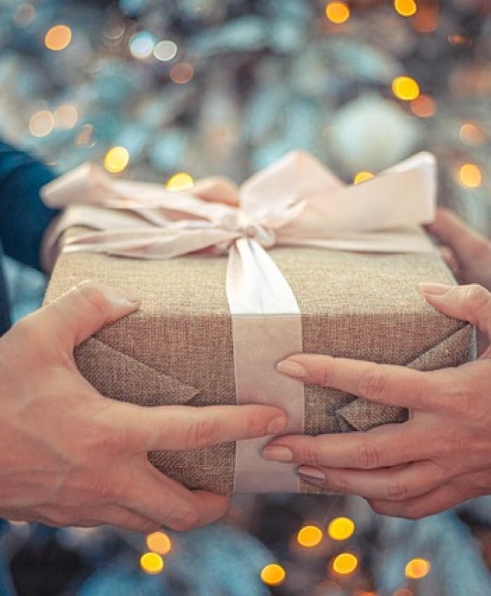 Last-Minute Christmas Gift Ideas That Actually Work